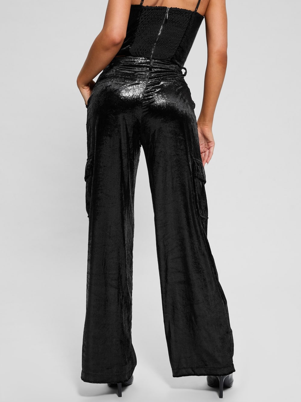 Jolie Velvet Cargo Pants - Guess