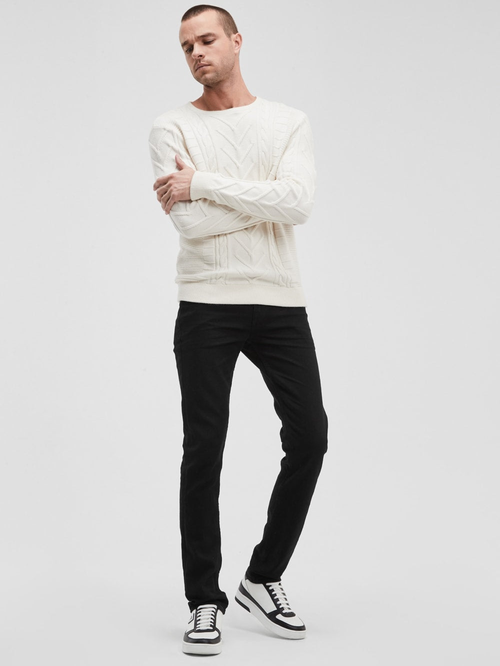 Eco Slim-Fit Tapered Jeans - Guess