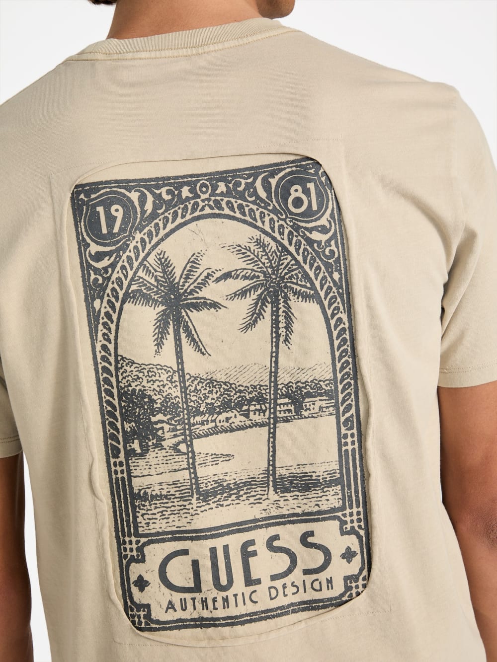 Eco Paradise Postage Tee - Guess