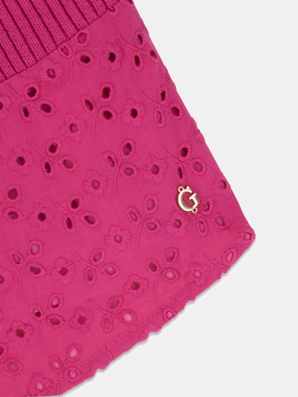 Eyelets top - Guess