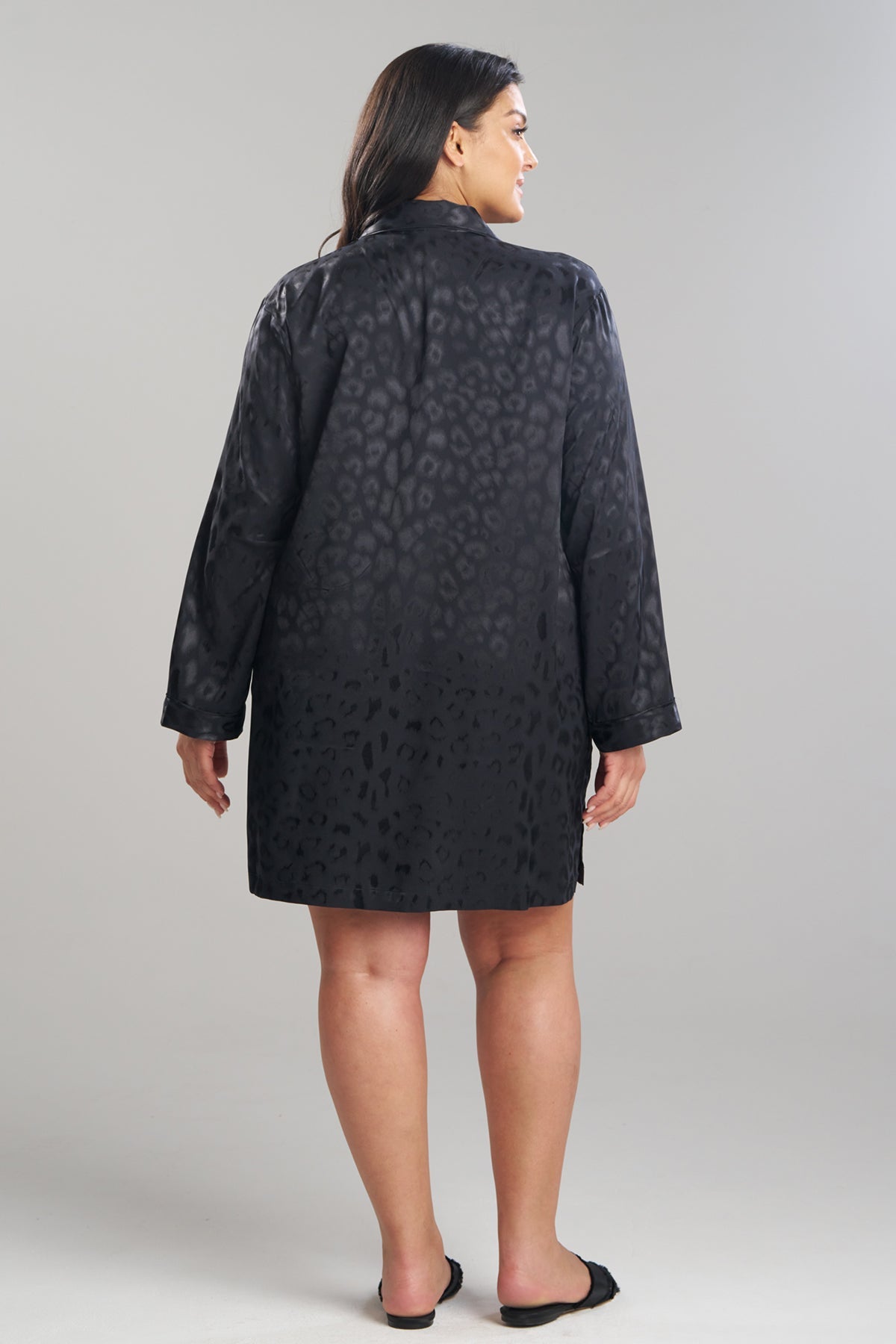 NATORI Buy Decadence Sleepshirt in Black Online