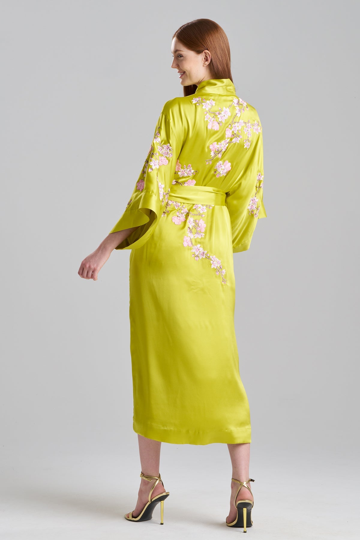 NATORI Couture Sakura Embroidered Floral Silk Robe