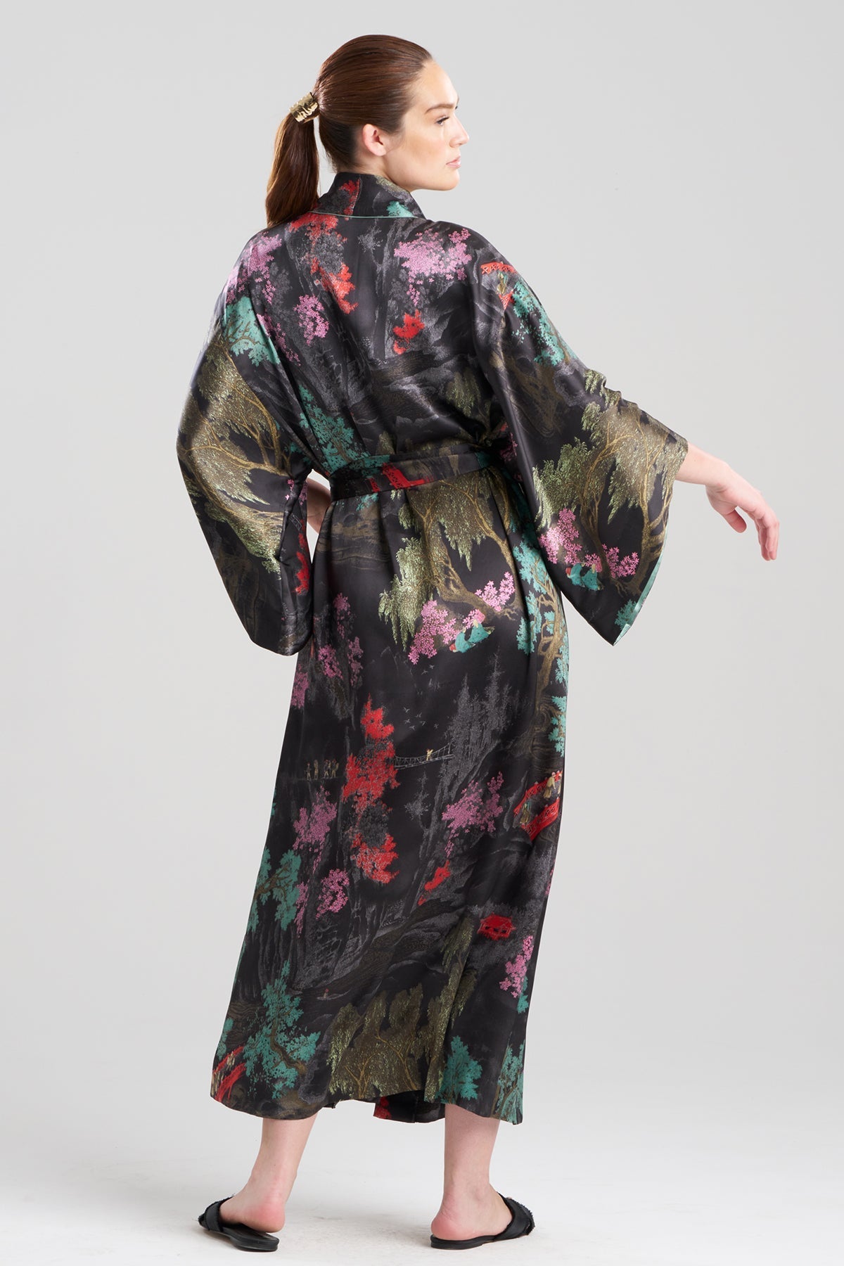 NATORI Nara Silk Robe