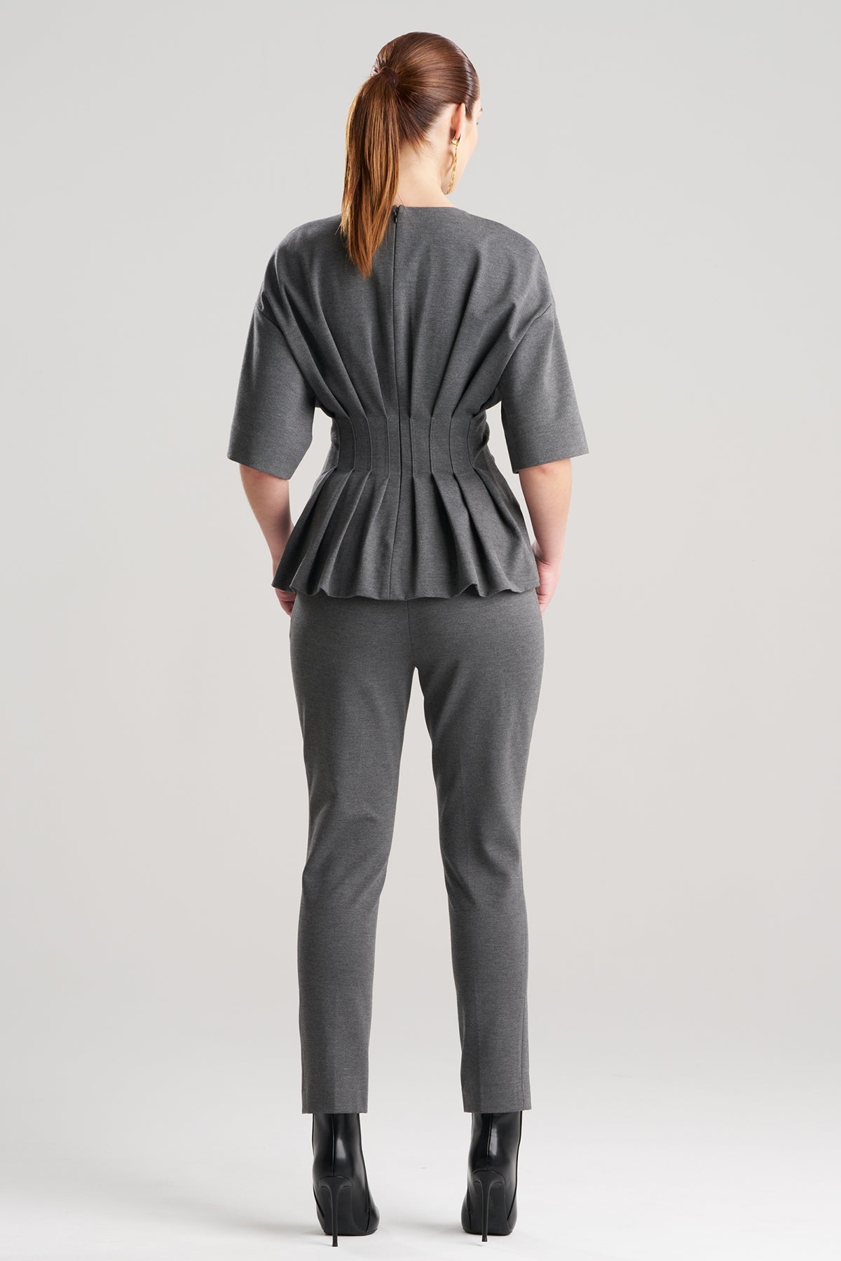 NATORI Compact Knit Pleat Release Top