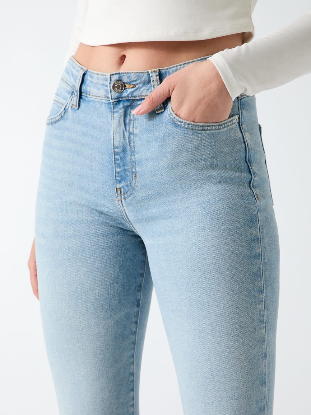 Eco 1981 Skinny Denim Jeans - Guess