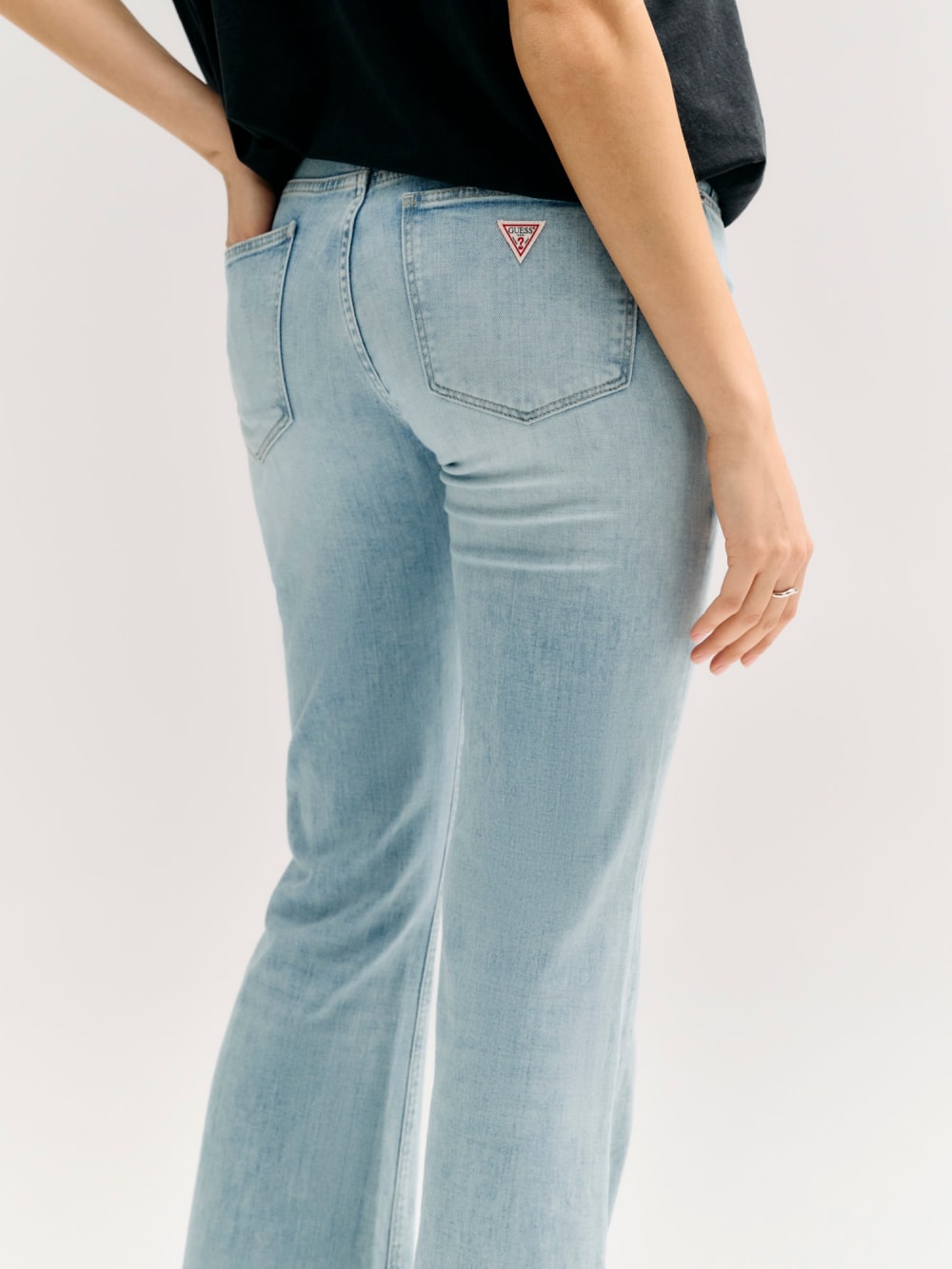Low-Rise Bootcut Jeans - Guess