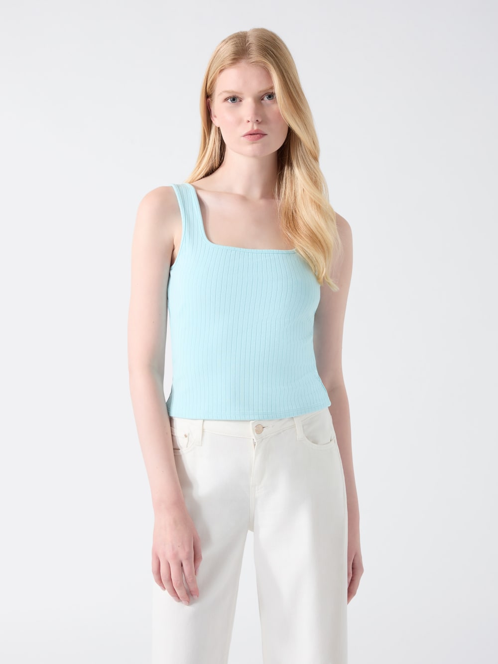 Cutout Top - Guess