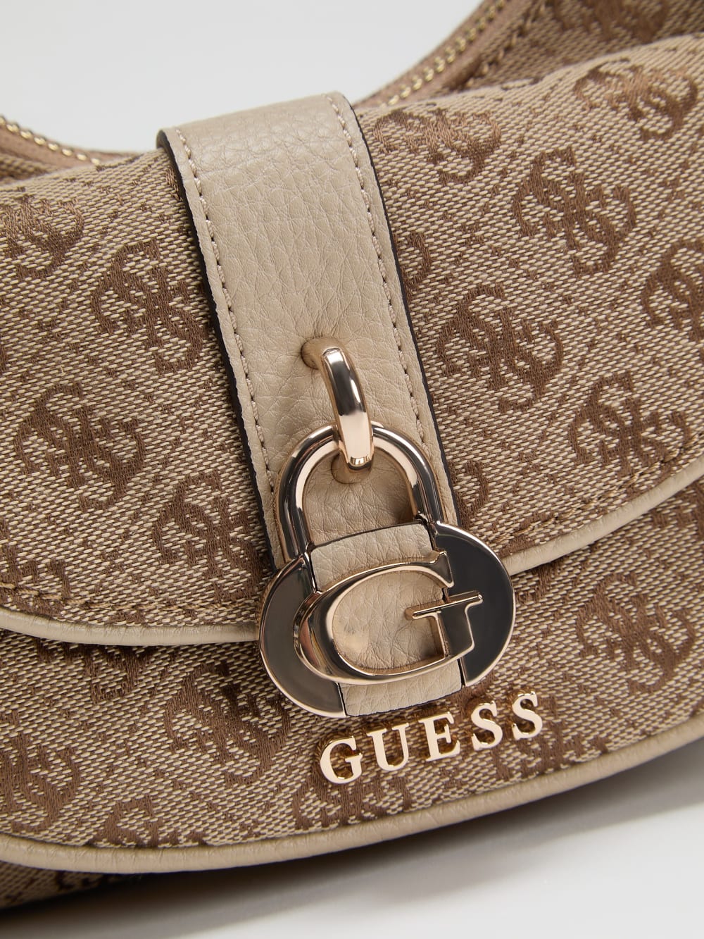 Jessa Shoulder Bag - Guess