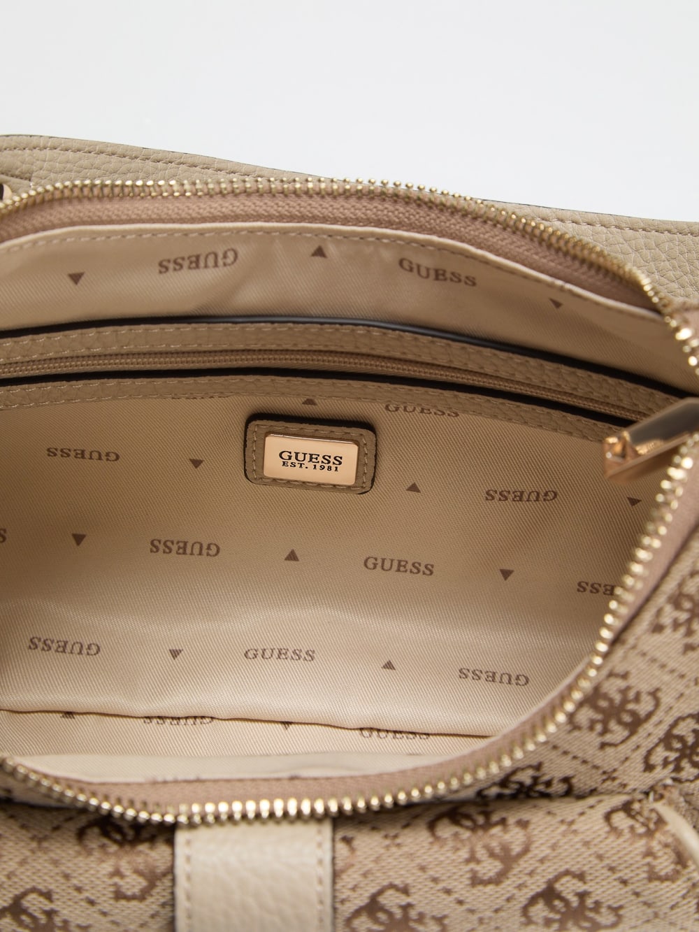 Jessa Shoulder Bag - Guess
