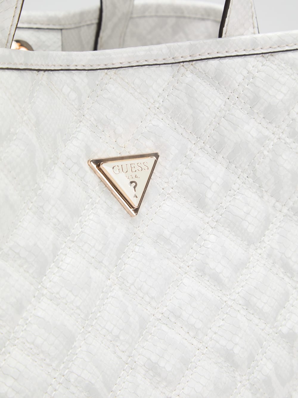 Giully Shopper - Guess