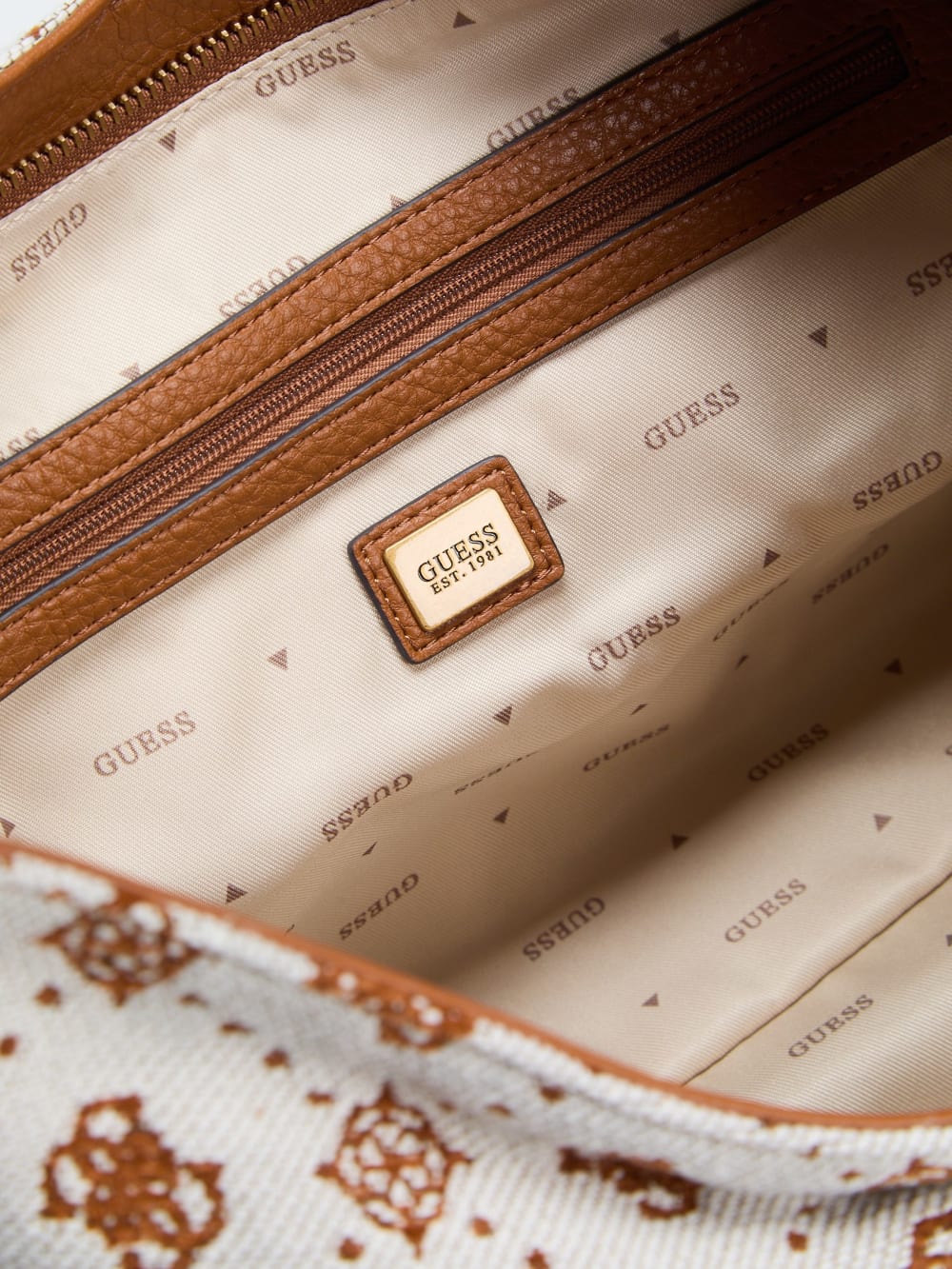 Camden Quattro G Shoulder Bag - Guess