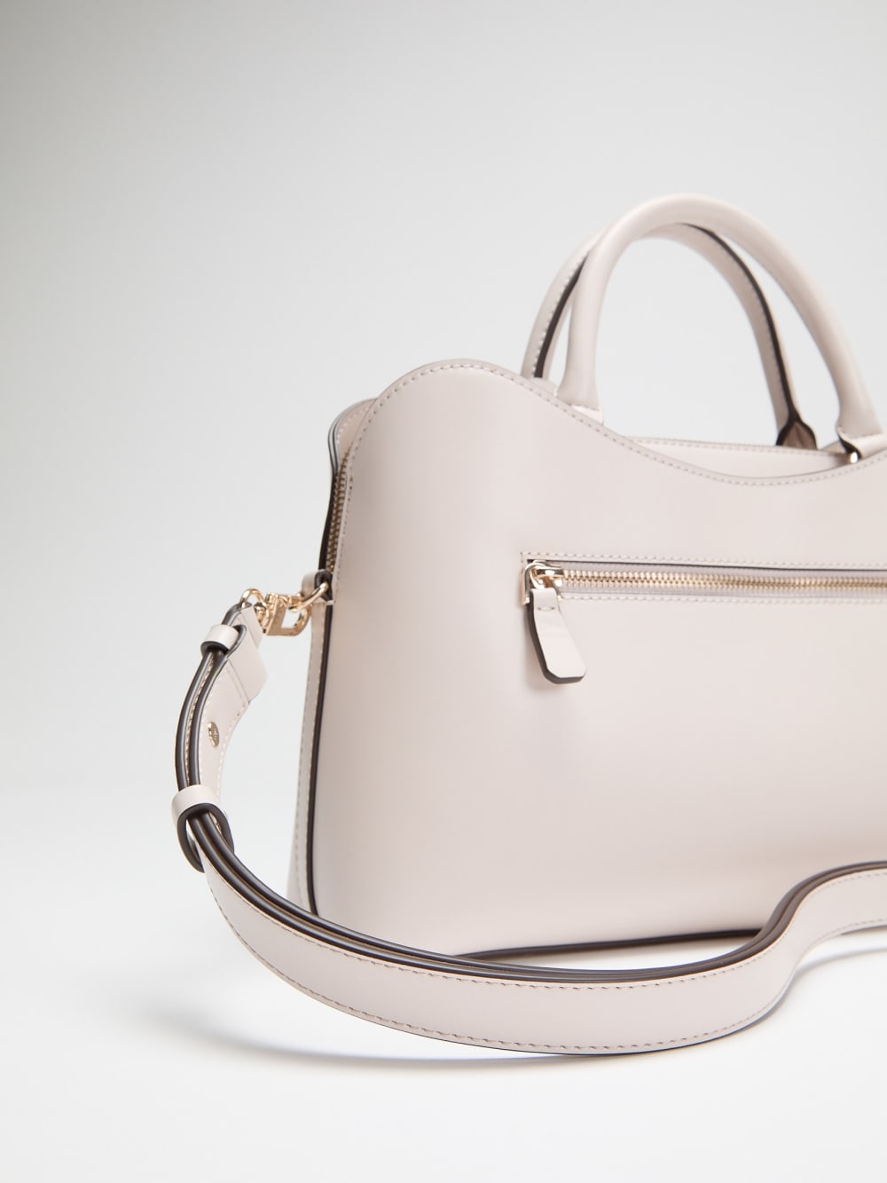 Janie Logo Handbag - Guess