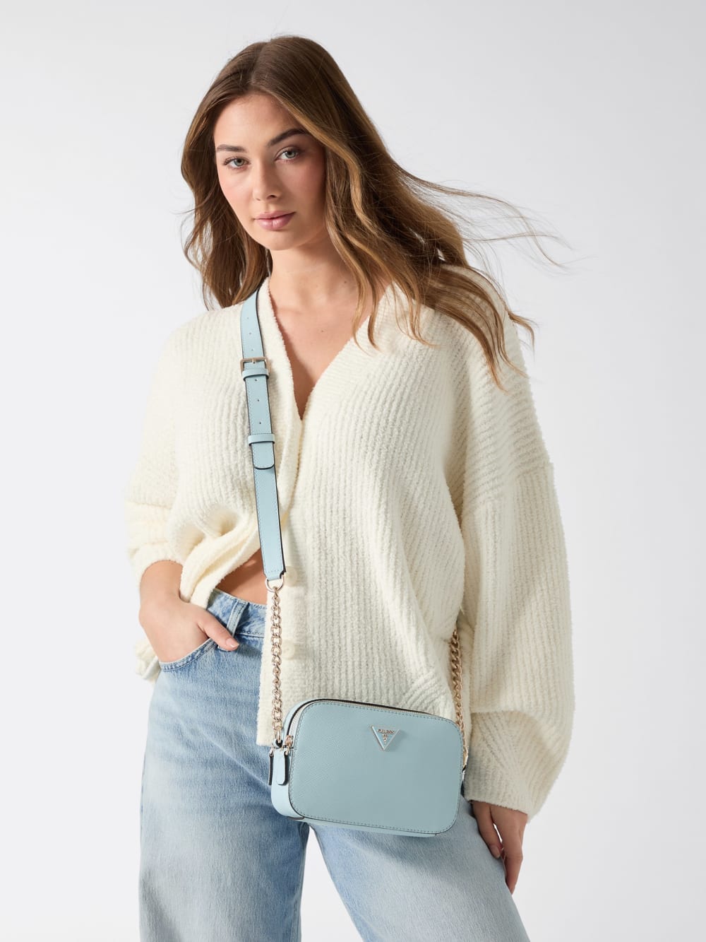 Noelle II Camera Crossbody - Guess