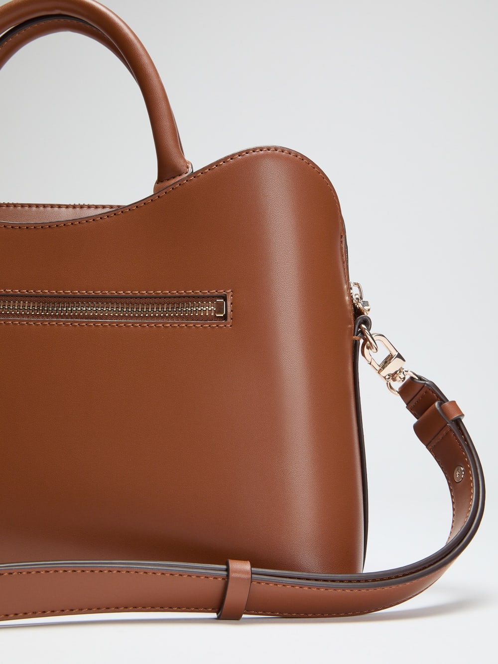 Janie Logo Handbag - Guess