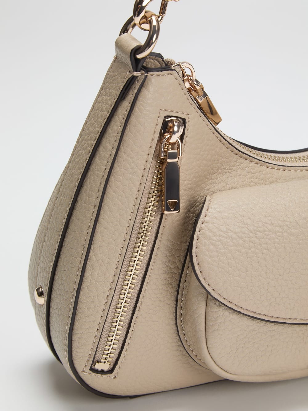Jessa Logo Shoulder Bag - Guess