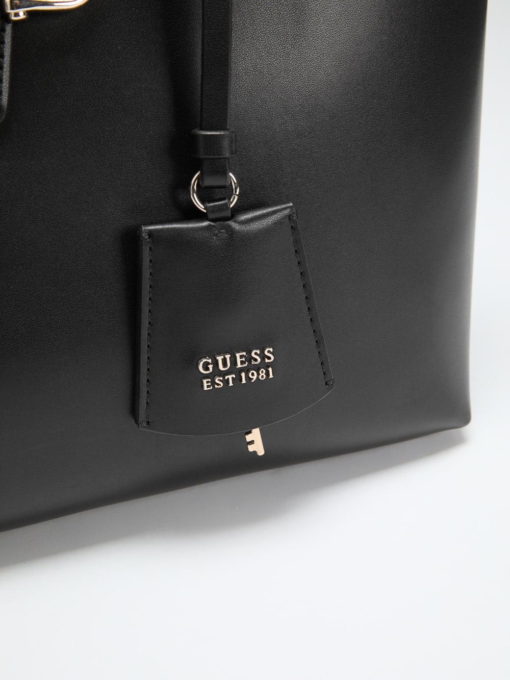 Janie Logo Shopper - Guess