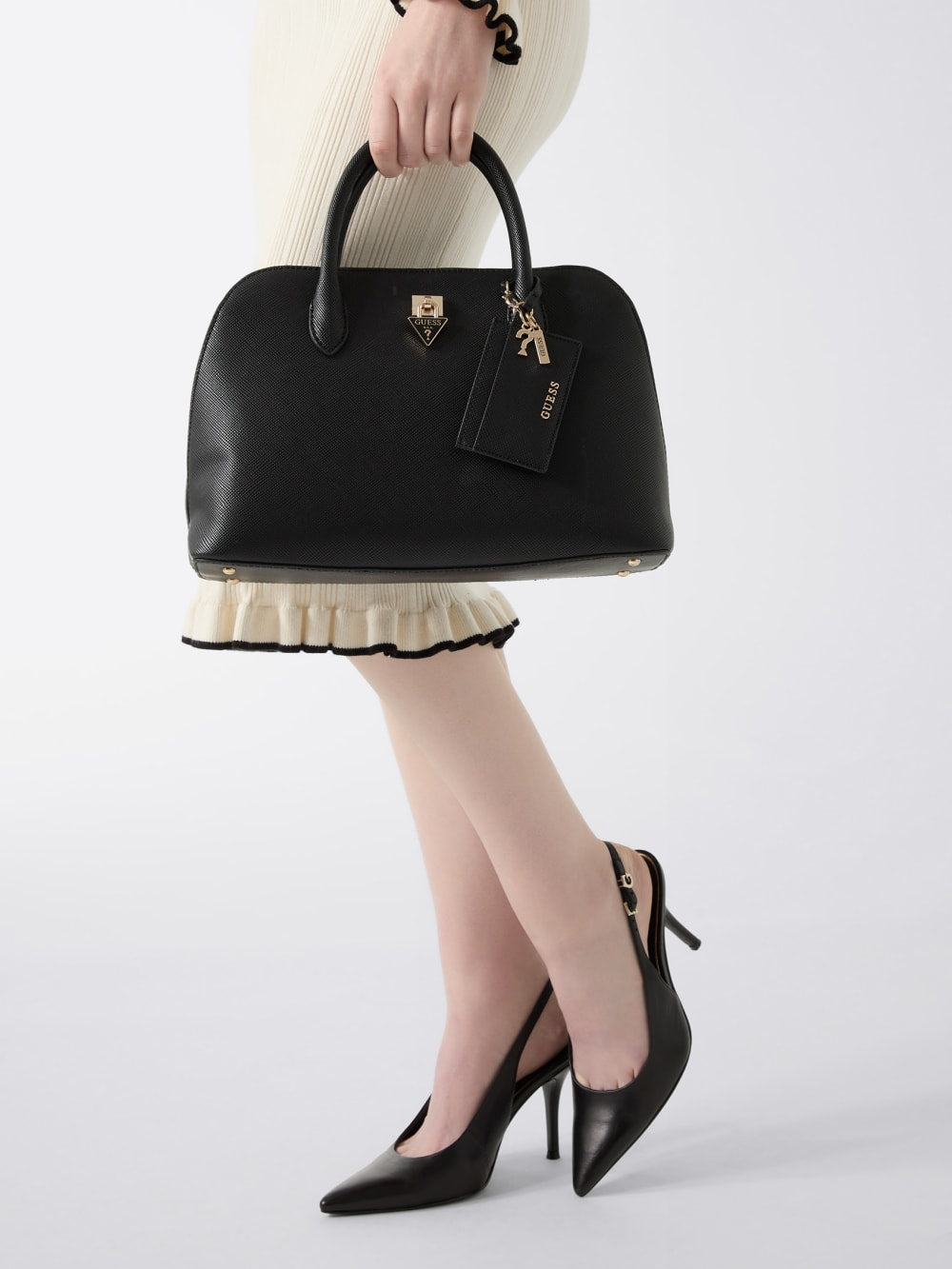 Patsie Satchel - Guess