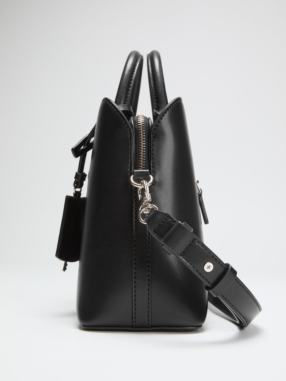 Janie Logo Handbag - Guess