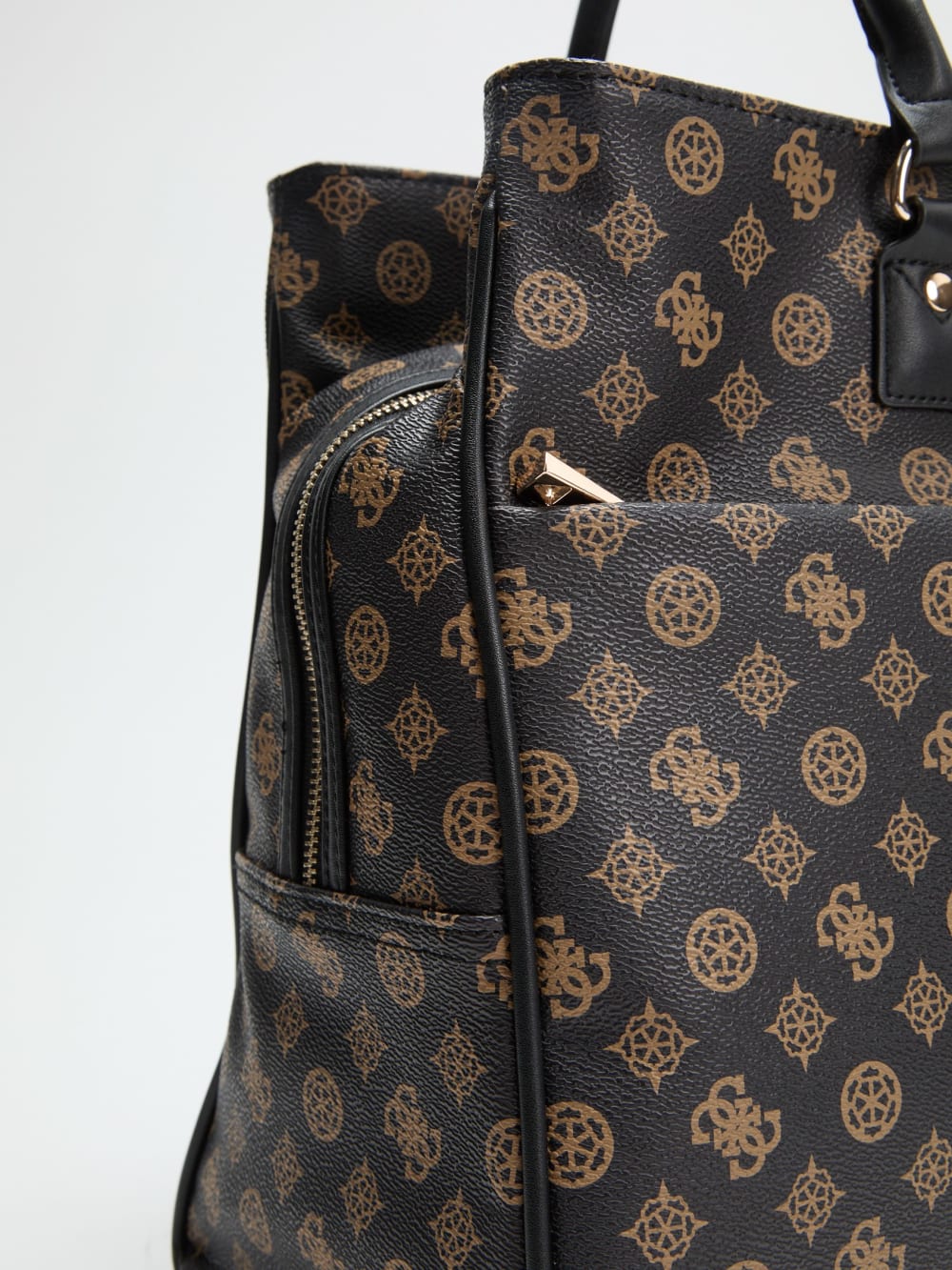 Wilder Peony Shopper Tote - Guess