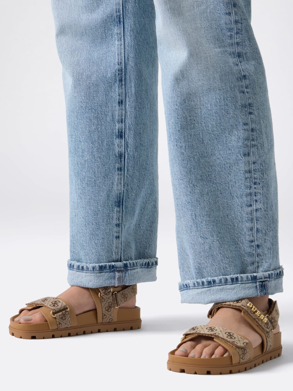 4G Logo Sandals - Guess