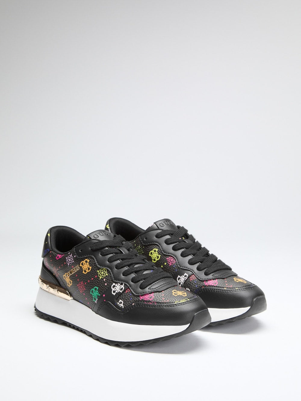 Vinsa Logo Running Shoes - Guess