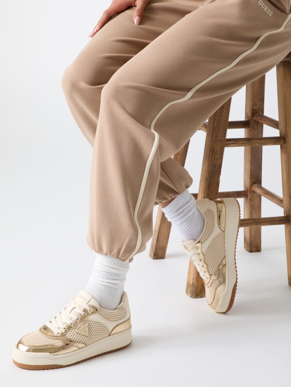 Miram Low-Top Metallic Sneakers - Guess