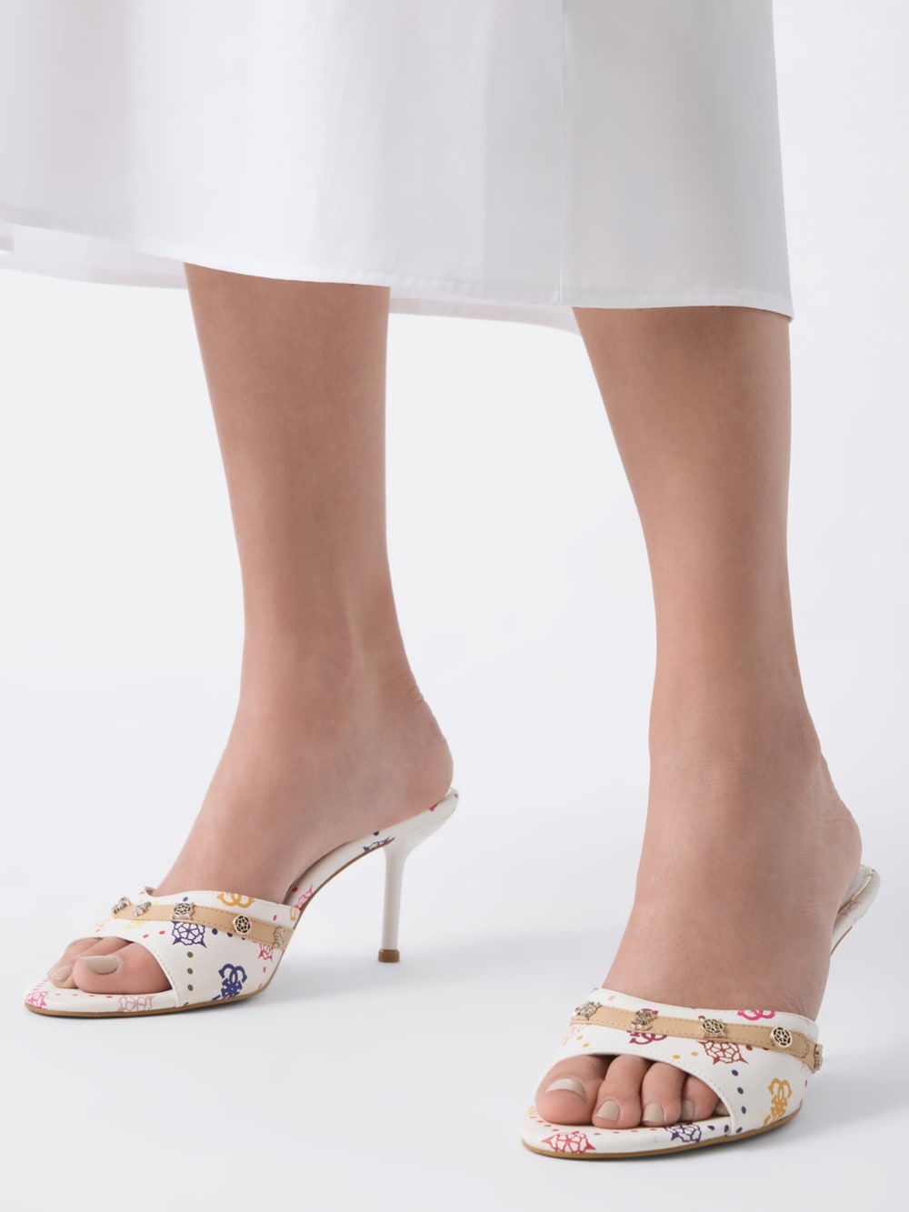 Iory Logo Sandals - Guess