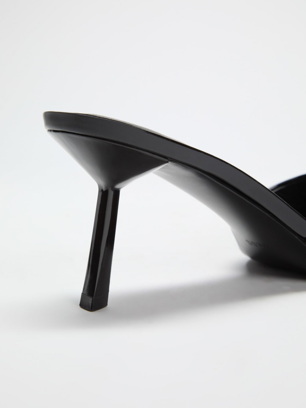 Carisse Patent-Look Sandals - Guess