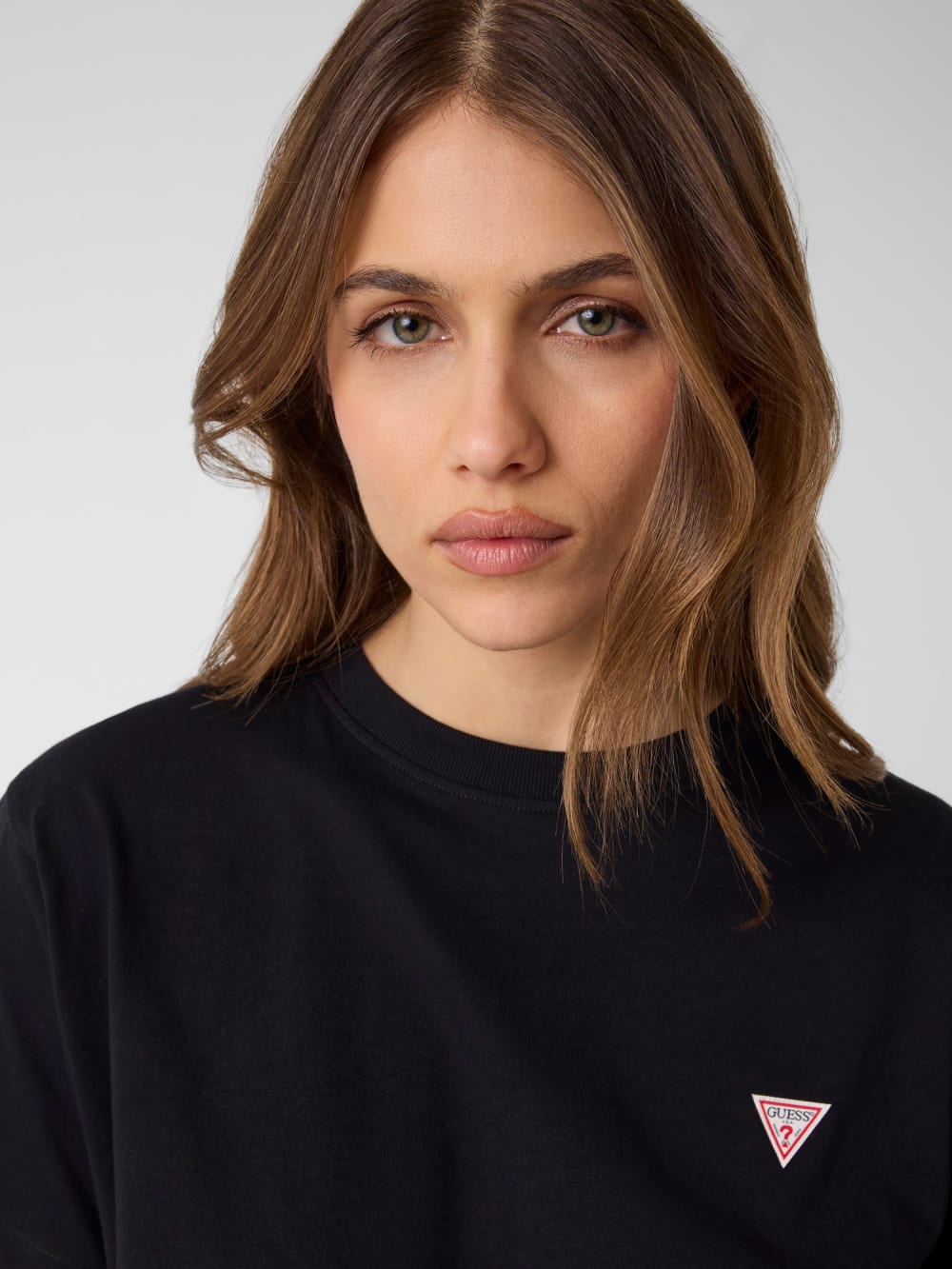 Boxy Mini Triangle Tee - Guess