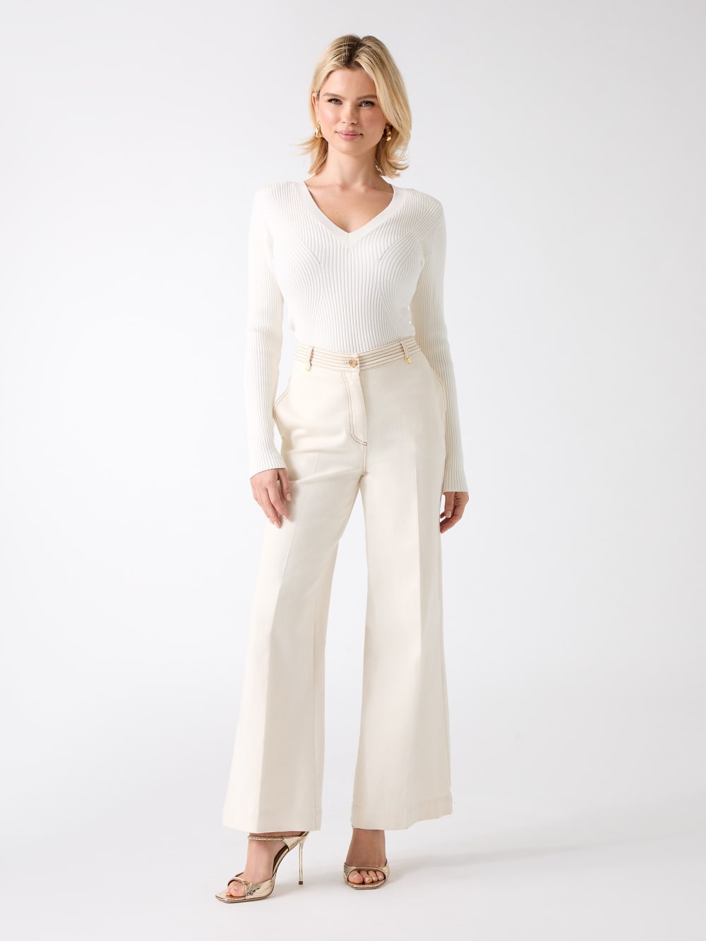 Eco Isa V-Neck Sweater Top - Guess