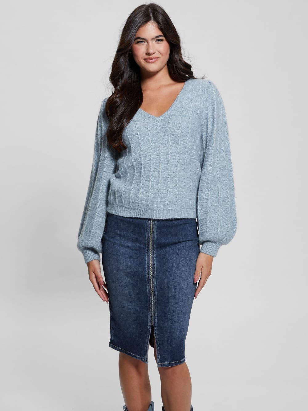 Madeline Textured V-Neck Sweater - Guess