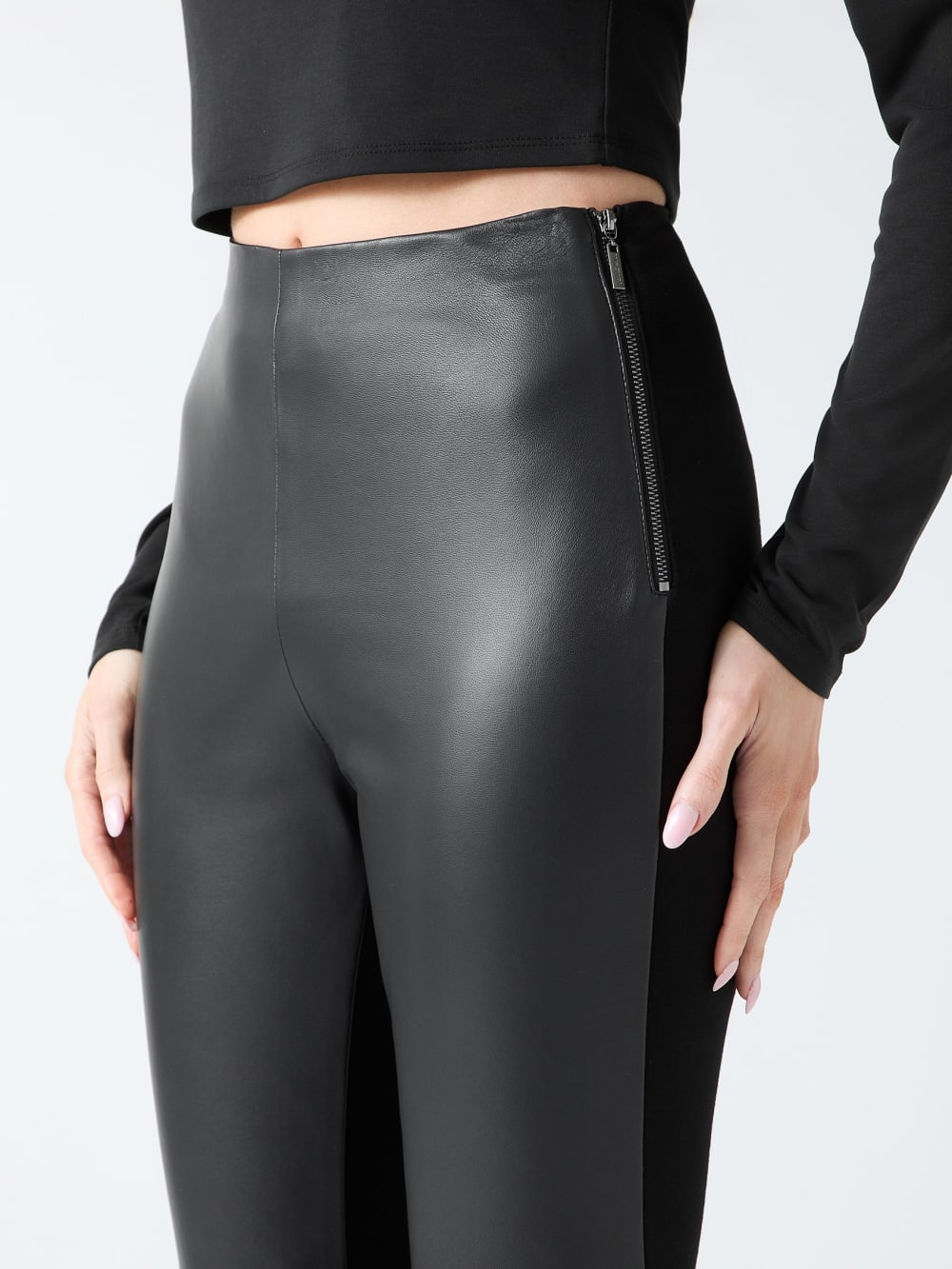 Coy Leather High-Rise Legging - Guess