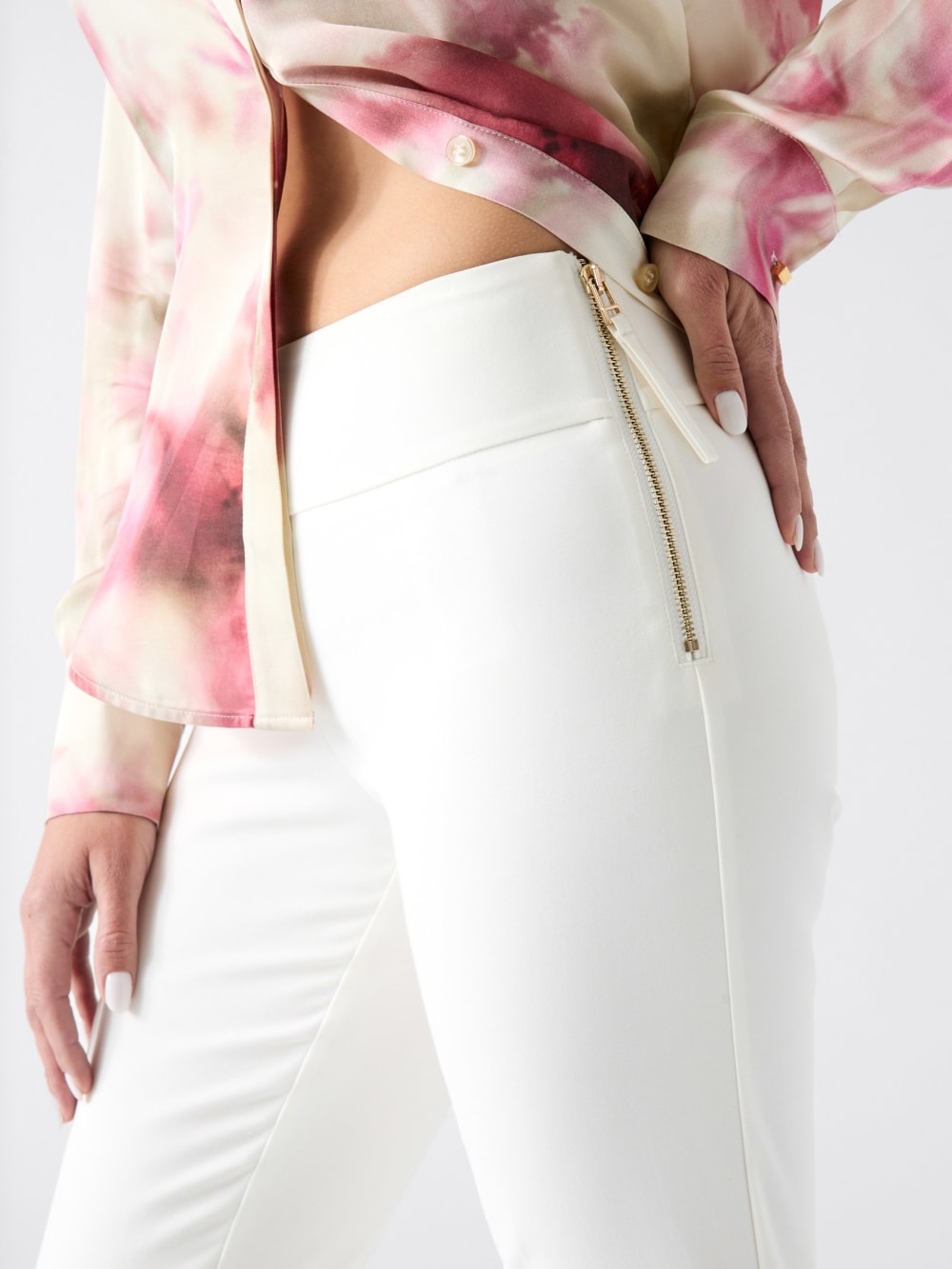 Olivia Skinny Pant - Guess