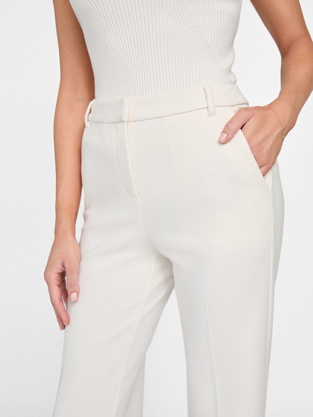 Eco Lia Straight-Leg Pant - Guess
