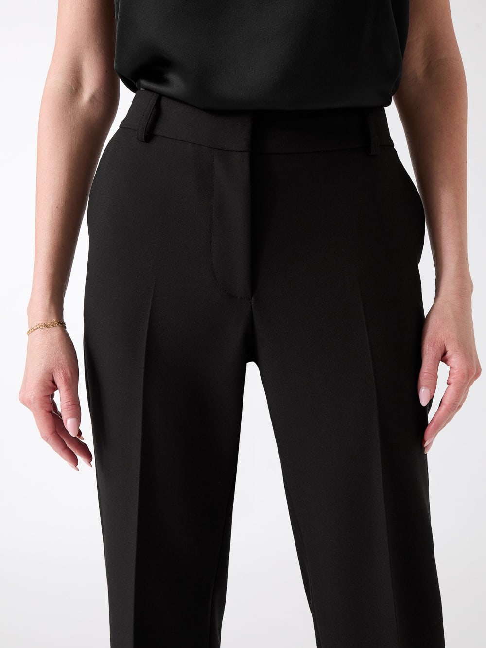 Dalia Chino Pant - Guess