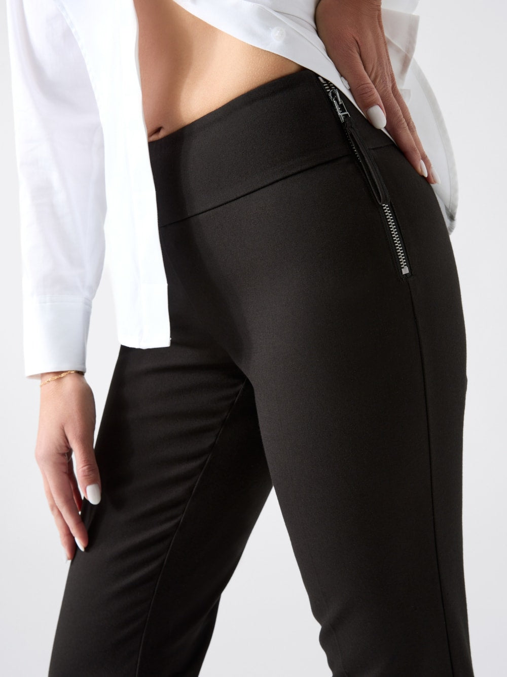 Olivia Skinny Pant - Guess