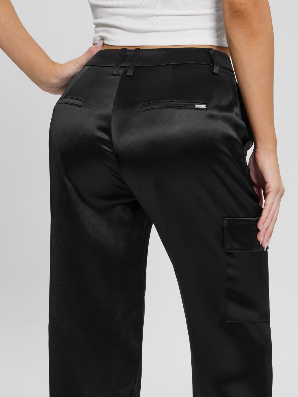 Megan Cargo Satin Pants - Guess