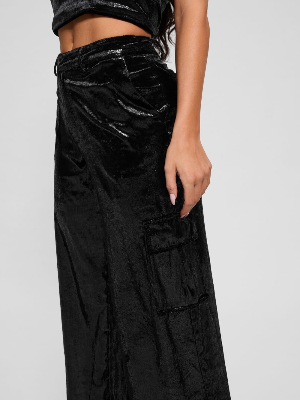 Jolie Velvet Cargo Pants - Guess