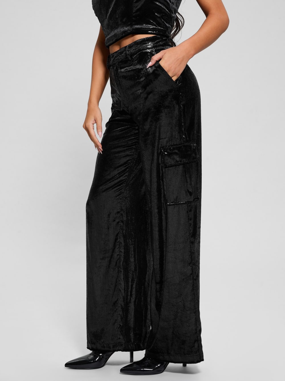 Jolie Velvet Cargo Pants - Guess