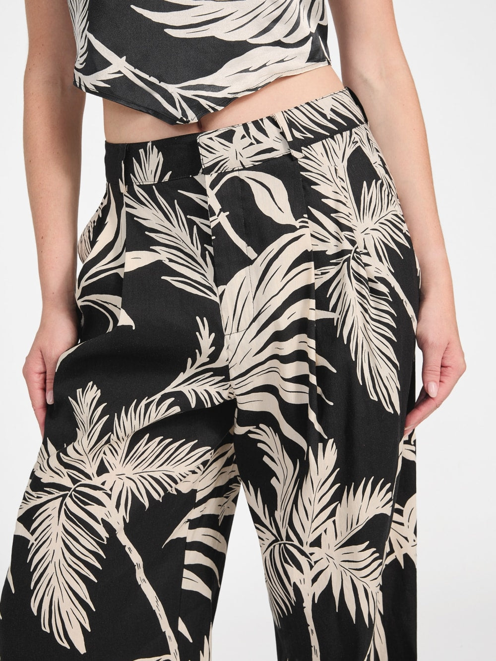 Jemma Linen Pants - Guess