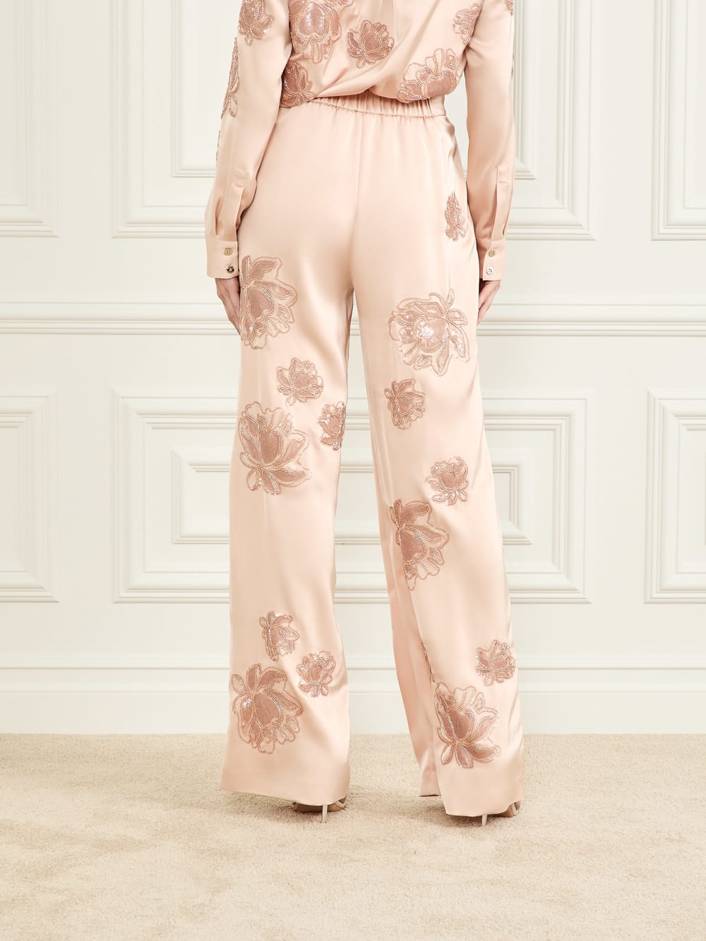 Gwen Embroidered Flower Pant - Guess