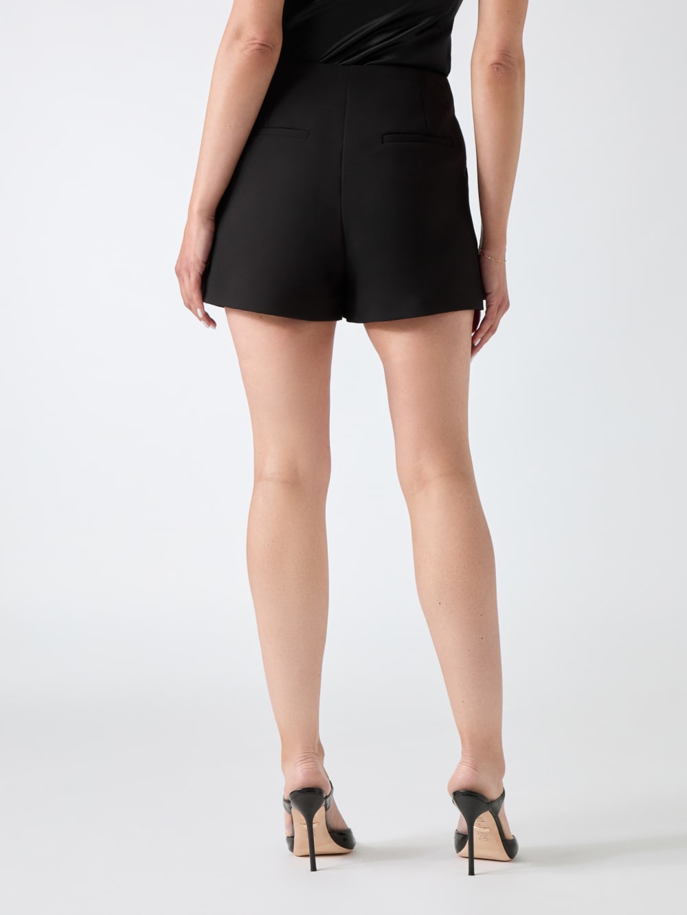 Dallas Short - Guess