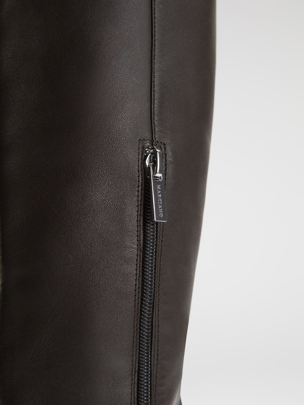Houston Tall Boots - Guess