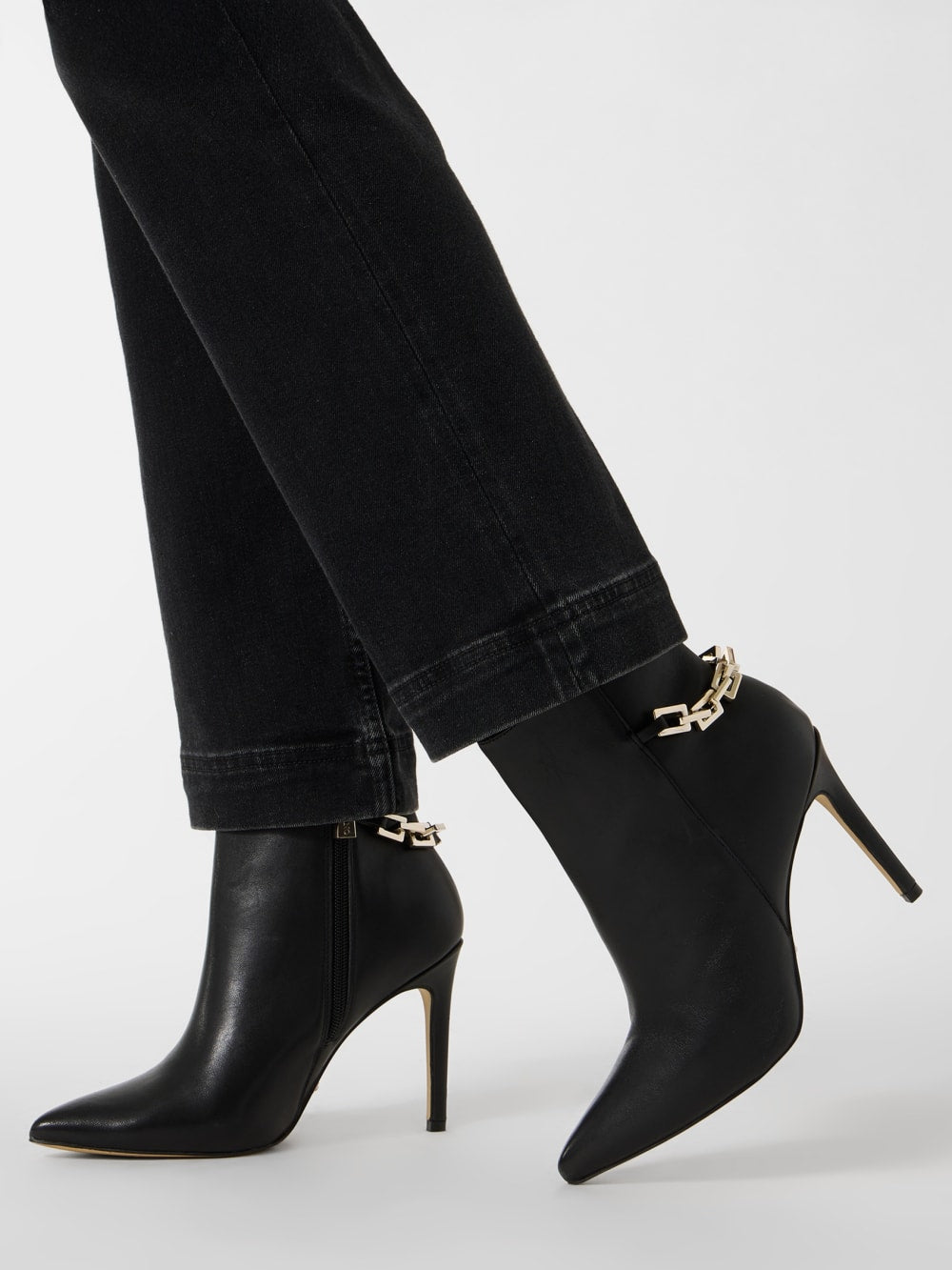 Bale Leather Bootie - Guess