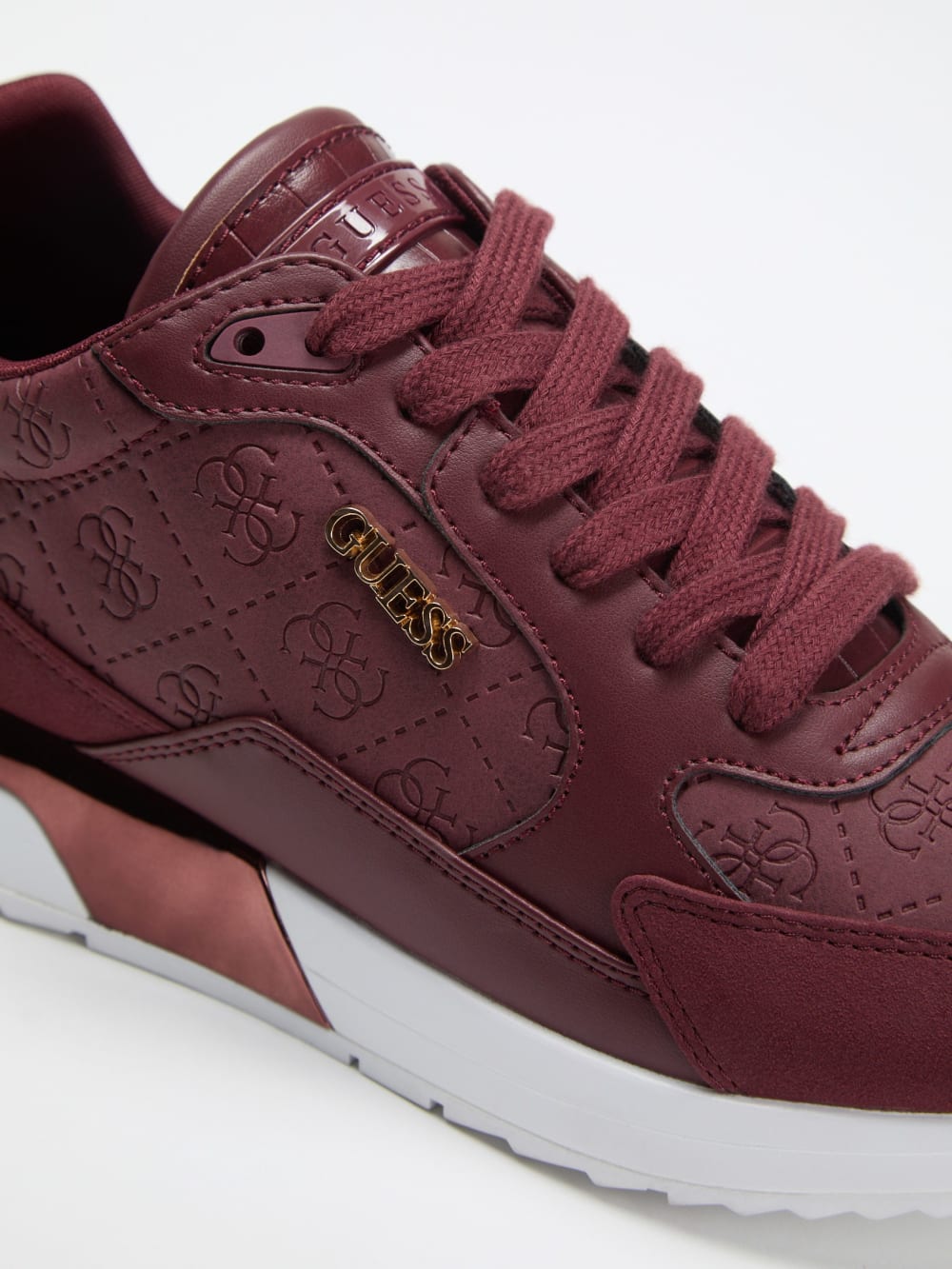 Moxea Quattro G Sneakers - Guess