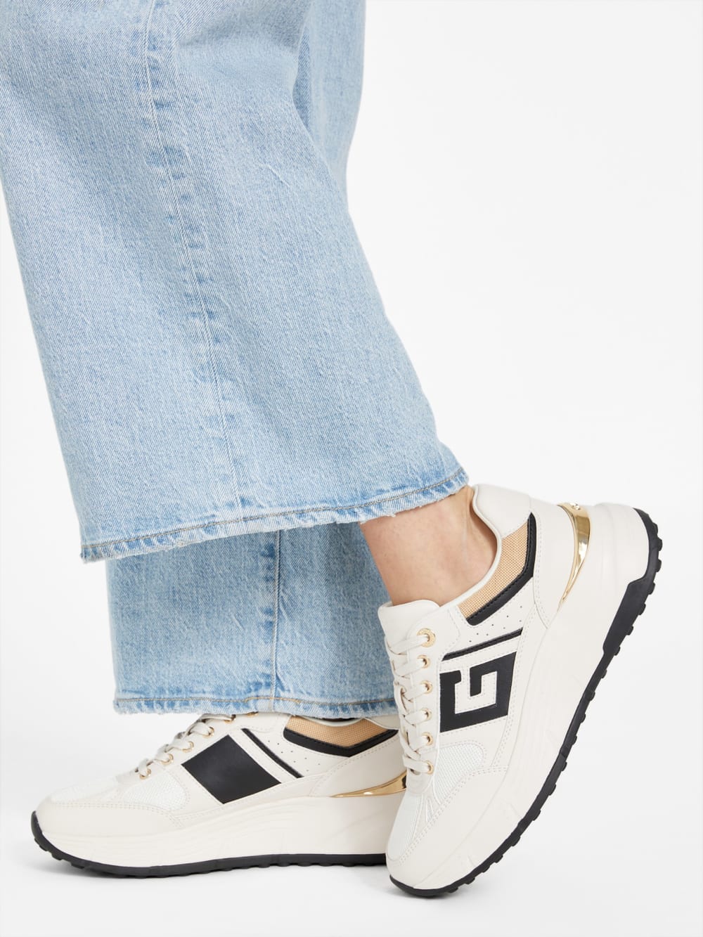 Fonzi Signature Sneakers - Guess