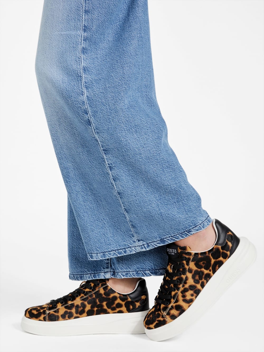 Elbinah Leopard Low-Top Sneakers - Guess