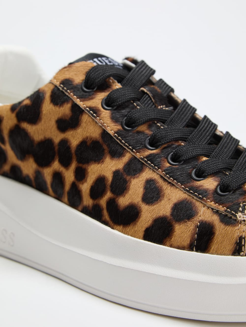 Elbinah Leopard Low-Top Sneakers - Guess