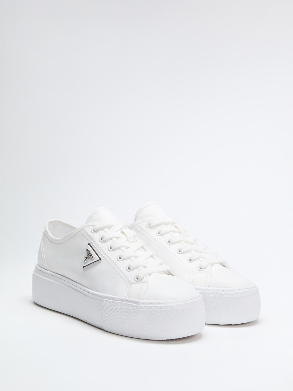 Joezi Low-Top Flatform Sneakers - Guess