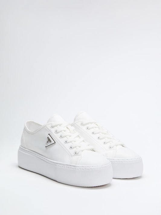 Joezi Low-Top Flatform Sneakers - Guess
